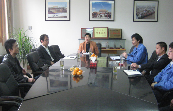 溧陽市委、常委組織部部長楊琪來江蘇上上電纜集團(tuán)慰問科技人才