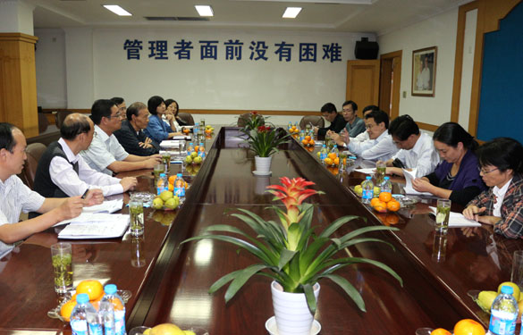 常州市統(tǒng)計局局長徐華勤一行來上上集團(tuán)調(diào)研